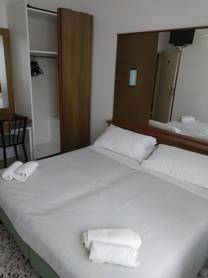 Hotel Otello Punta Marina Exteriér fotografie