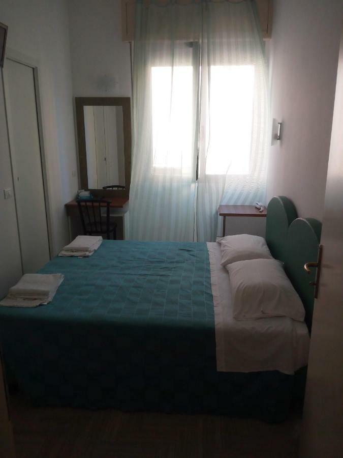 Hotel Otello Punta Marina Exteriér fotografie